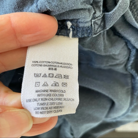 Free People Navy Shorts, size 4 - Picture 3 of 9